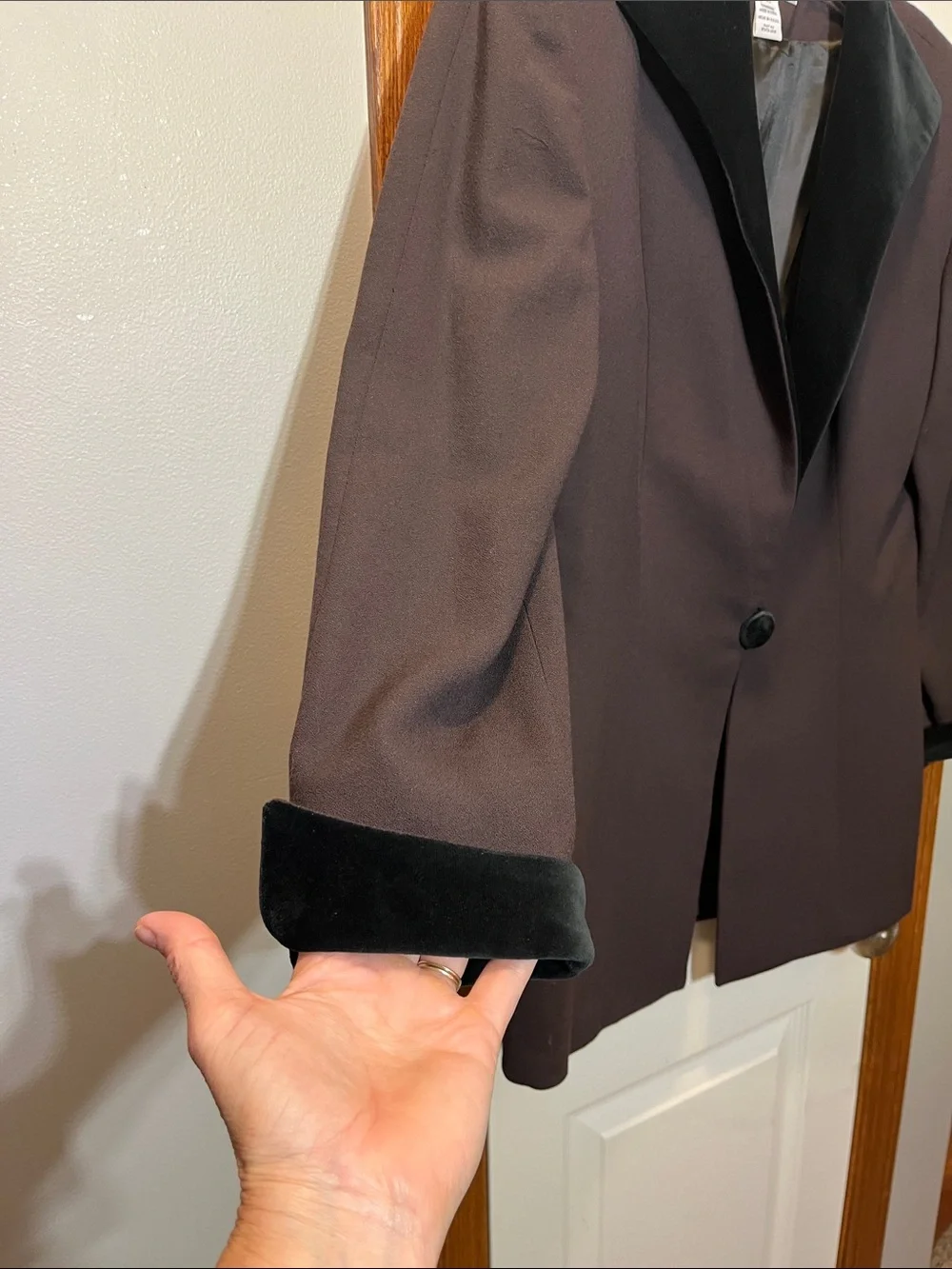 Vintage Christian Dior Brown Worsted Wool Blazer w/ Black Velvet Trim size 10